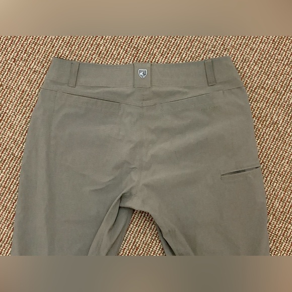 Men's 33 x 32 KUHL DECEPTR Grey Khaki Lightweight Technical Hybrid Hiking Pants - Picture 6 of 14